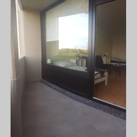 1 A Modern Apartamento *